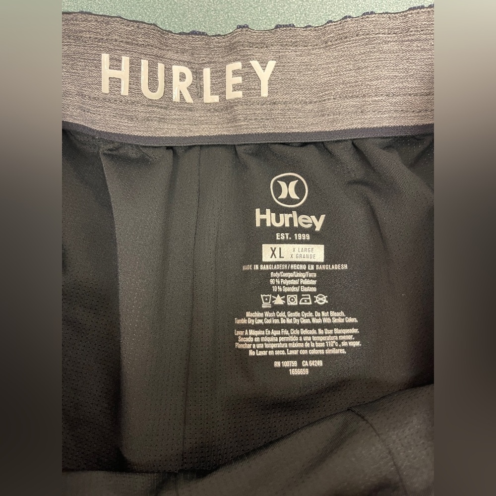 Hurley Red and Blue Board Shorts with Dynamic Stripes Men’s XL 🌊 - Picture 3 of 8